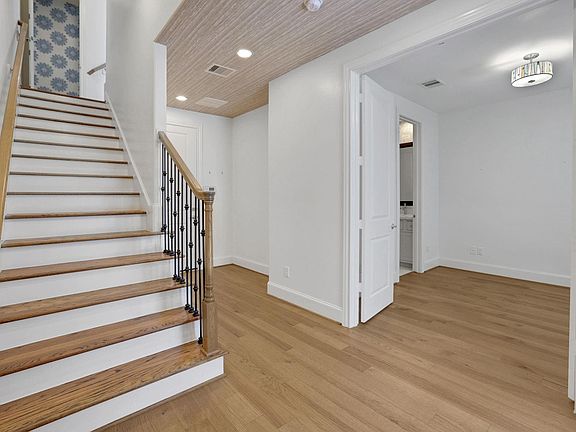 5th image of 4045 Leeland St