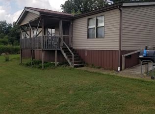 631 Island Ford Rd, Lancing, TN 37770