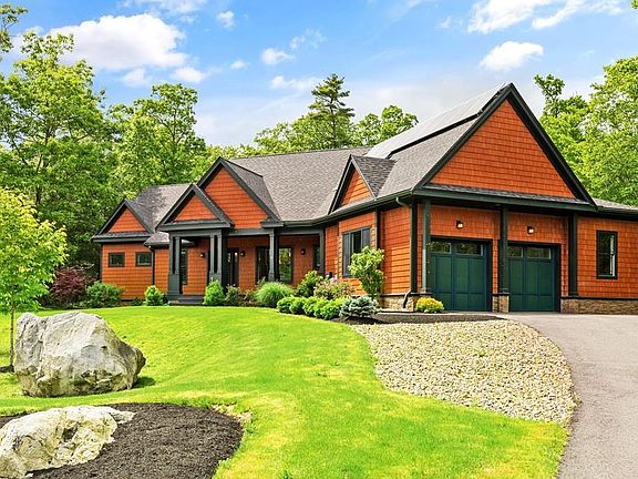 4th image of 14 Dogwood Ln