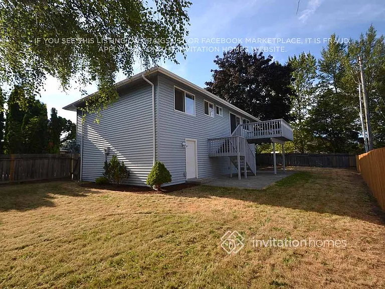 2401 66th Ave NE — Photo 9