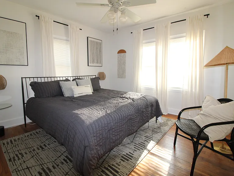 936 E Lake Dr — Photo 10