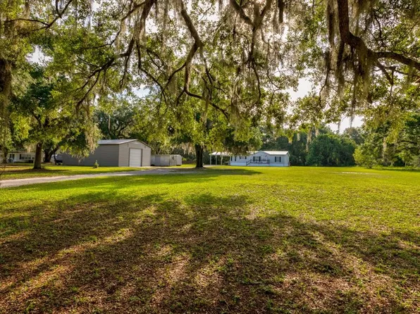 3359 County Road 513, Wildwood, FL 34785
