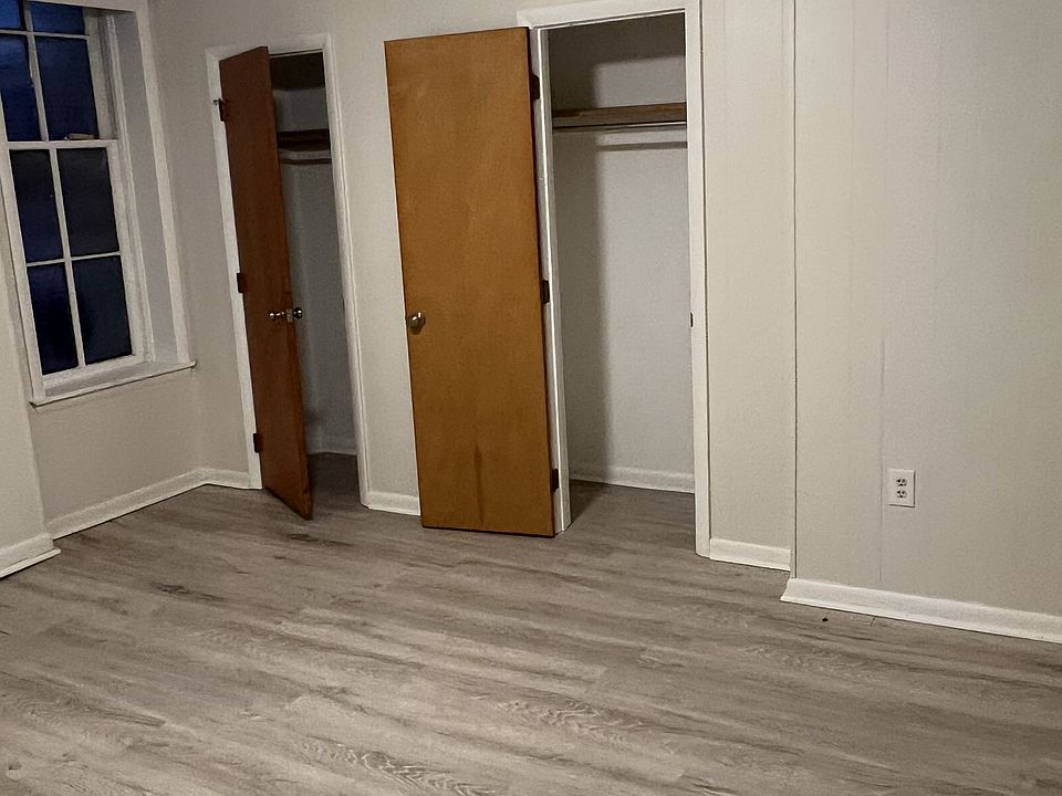 1st image of 214-216 N Queen St #214