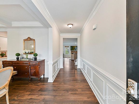 4th image of 9126 Vecchio Dr