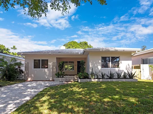 241 NE 89th St, El Portal, FL 33138