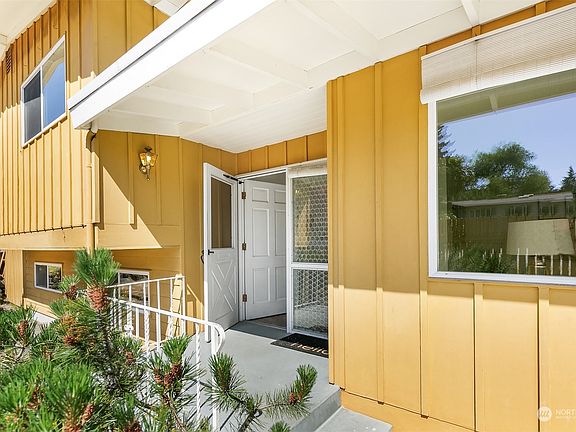 3rd image of 4160 134th Avenue SE