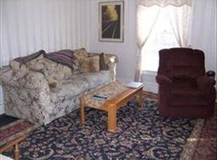 9 Forest St, Merrimac, MA 01860