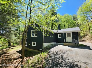 3270 Forest Inn Rd, Palmerton, PA 18071