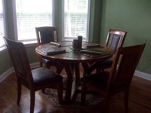 2nd image of 5985 Windsorcreek Dr
