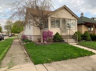 1607 Applewood Ave, Lincoln Park, MI 48146