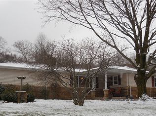 5871 Wildwood Dr, Fairview, PA 16415