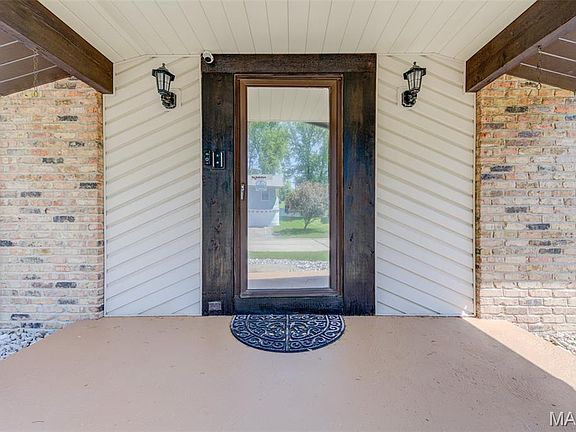 3rd image of 30 Gateswood Dr