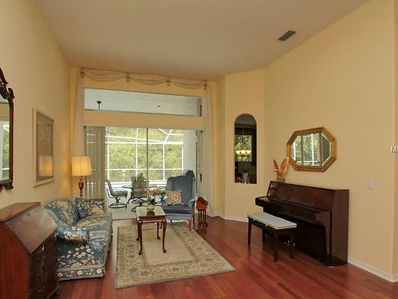 5th image of 18314 Bankston Pl