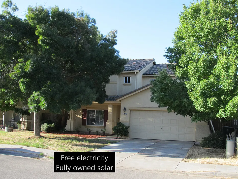 2834 Cherry Tree Ln