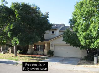 2834 Cherry Tree Ln, Madera, CA 93637