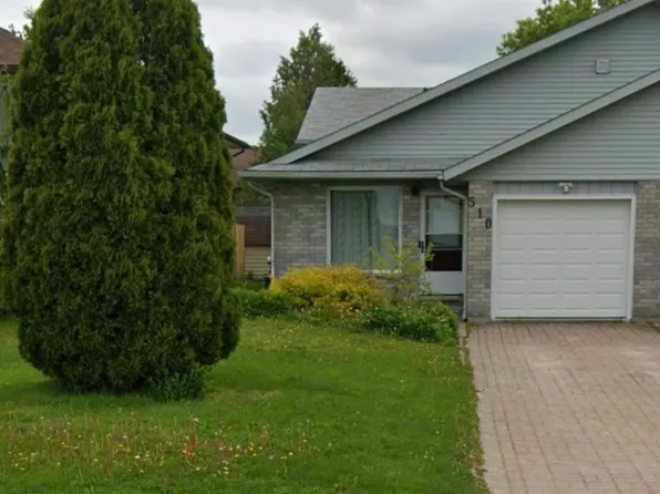 510 Cork St, Wellington North, ON N0G 2L3