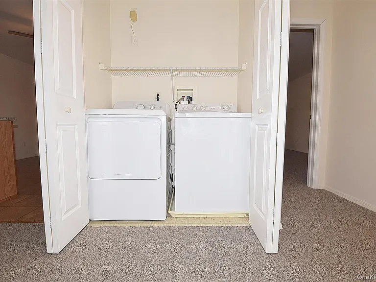 18 Garden Way — Photo 11