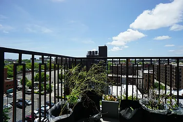 Rented by Rennit Inc.