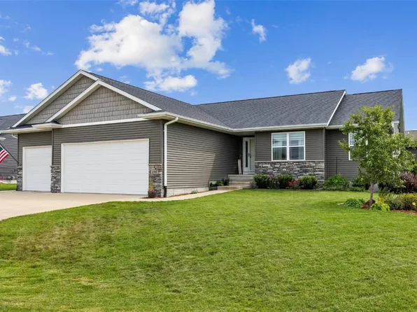 2785 Creekview Trl, Palo, IA 52324