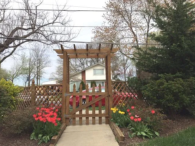 120 Mount Vernon Pl — Photo 12