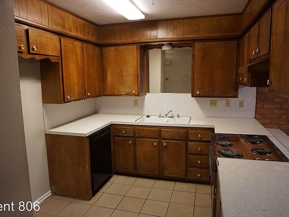 4th image of 3821 51st St APT A