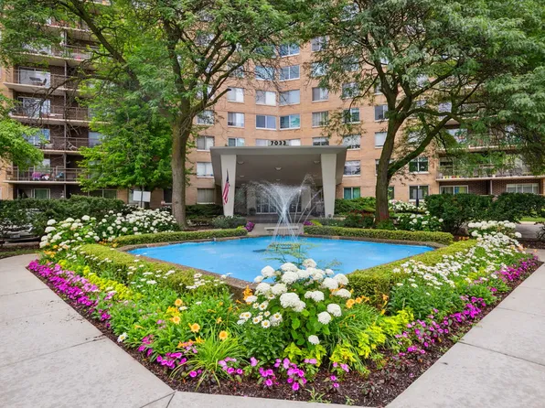 7033 N Kedzie Ave APT 911, Chicago, IL 60645