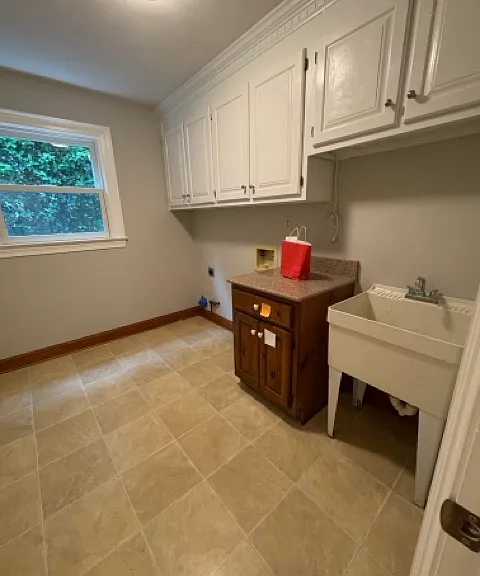 504 Aguila Dr — Photo 10