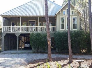 212 Omega St, Dauphin Island, AL 36528