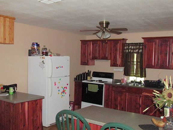 4th image of 695 County Road 4107