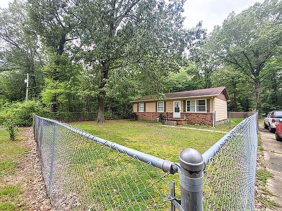2nd image of 1051 Vasseur Ave