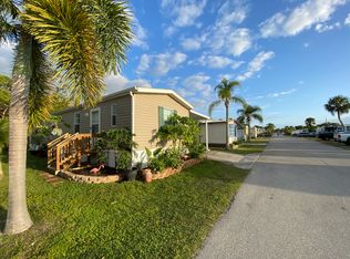 40 Tina Ln, Naples, FL 34104