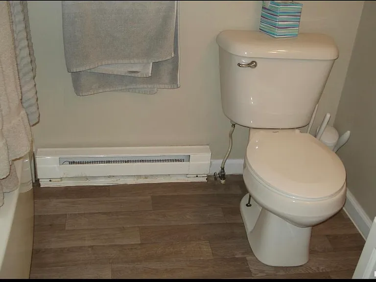 127 W Illinois Ave — Photo 7