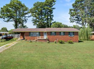 2201 Windcrest Dr, Florence, AL 35630