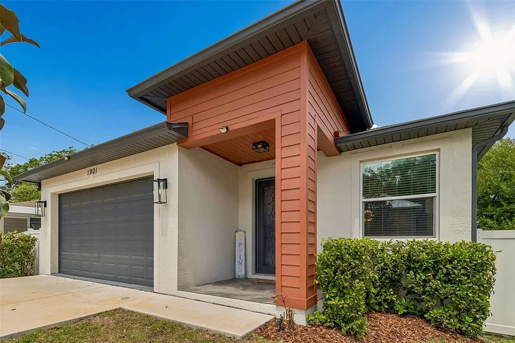 3 bed, 2.0 bath, 1648 sqft, $3,100 — Photo 2