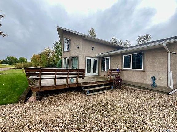 3rd image of 109 Northern Meadows DRIVE