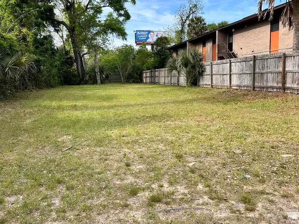 220 E Hernandez St, Pensacola, FL 32503