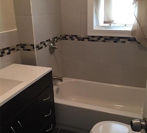 3rd image of 118-05 202nd St