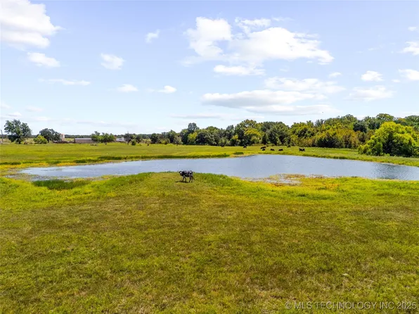 8 Wild Rose Rd, Indianola, OK 74442