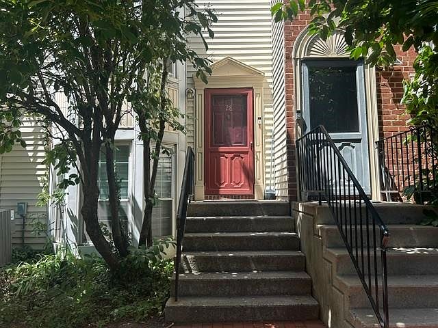 1st image of 28 Juniper St