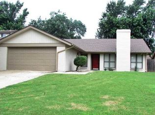 10309 Basswood Canyon Rd, Oklahoma City, OK 73162