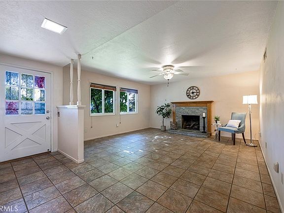 5th image of 14673 Hawes St