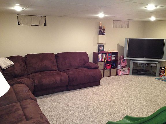 2nd image of 11 Fairfield Park