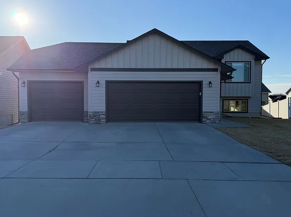 2517 Colton Ave, Yankton, SD 57078