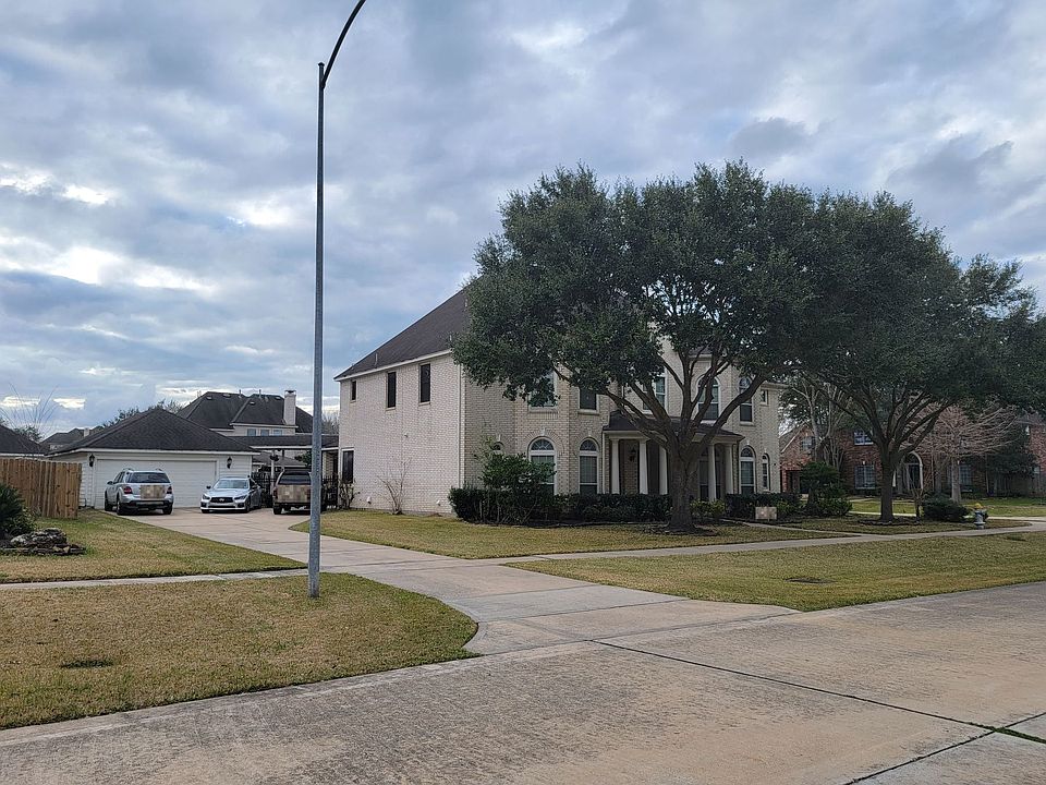 2nd image of 3815 Rita Elliott Ct