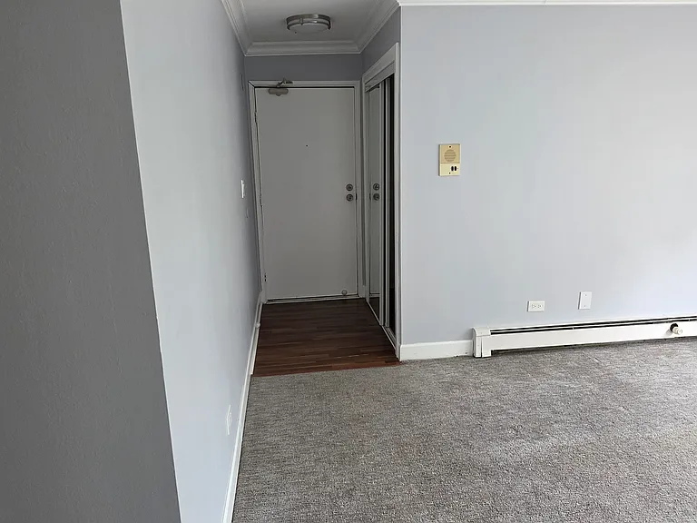 1459 N Winslowe Dr #301 — Photo 2