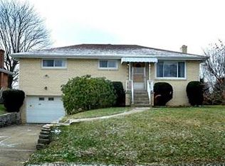 466 Salvini Dr, Pittsburgh, PA 15243