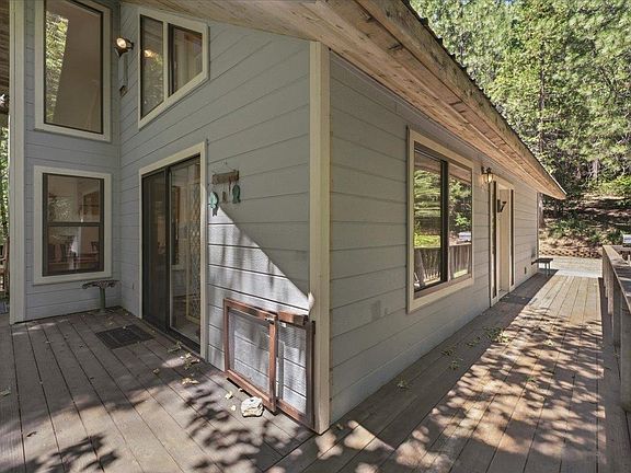 3rd image of 20929 Fall Creek Dr