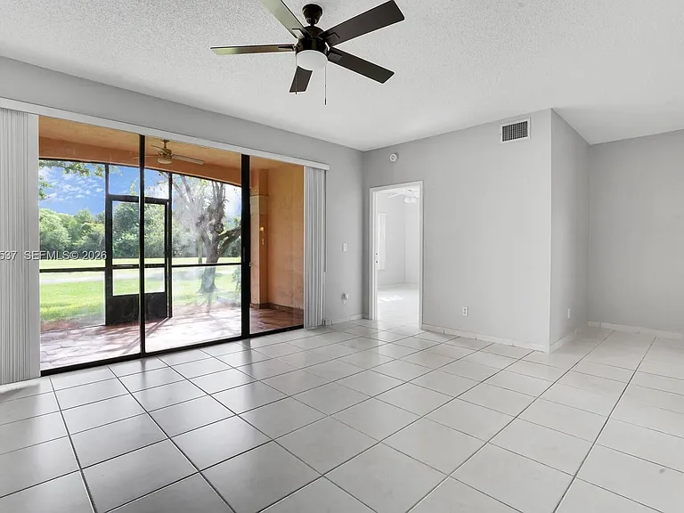 401 SW 158th Ter #105 — Photo 8