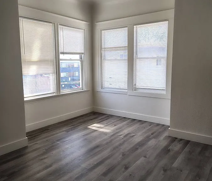 FAIRLAWN RESIDENCE — Photo 14