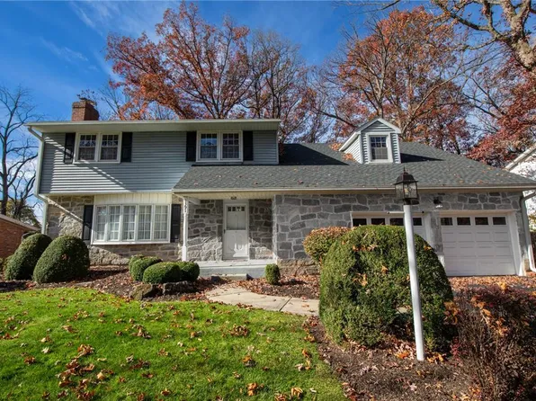 1391 Stafore Dr, Bethlehem, PA 18017